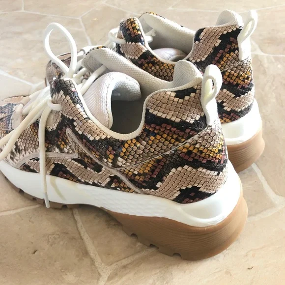 Steve Madden faux Snakeskin Sneakers - Picture 4 of 7